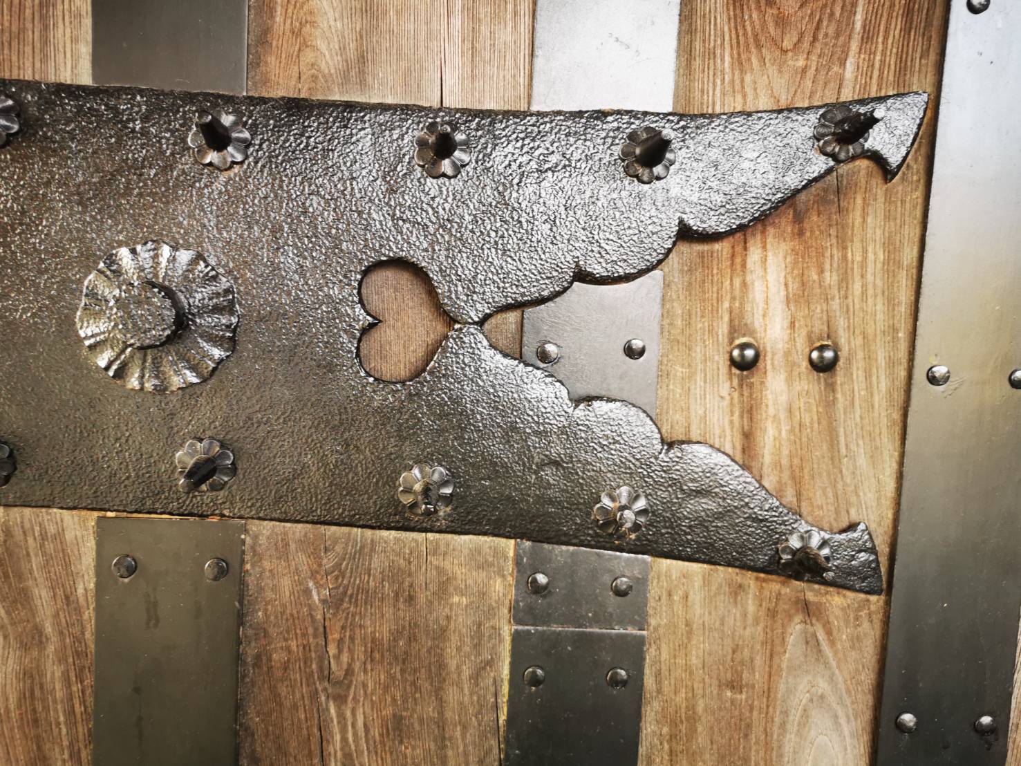 いくつ見つかる？古のハートマーク | 播磨歴史ネットの会